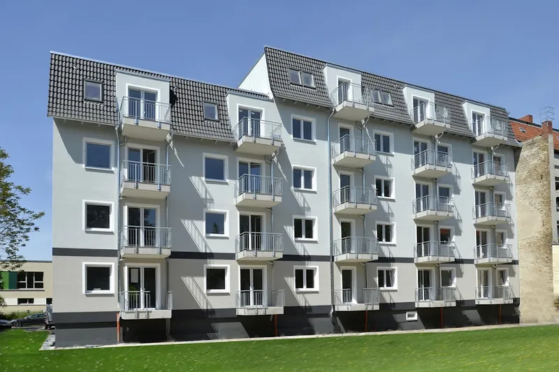 Ruhiges Wohnen mit großer Terrasse, Büchnerweg 71, EG RE — photo 1